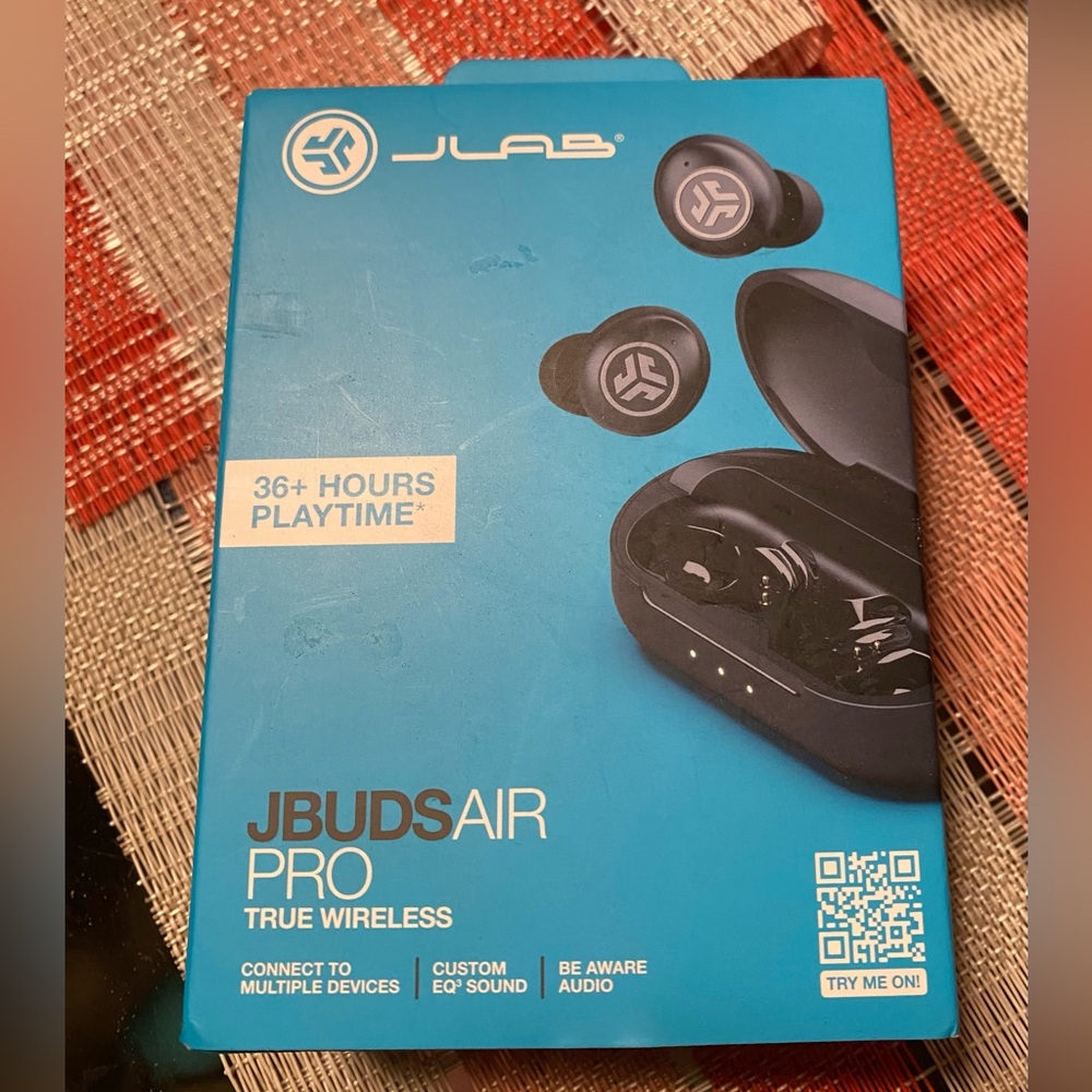 NWB Earbuds JBuds Air Pro by J Labs with box